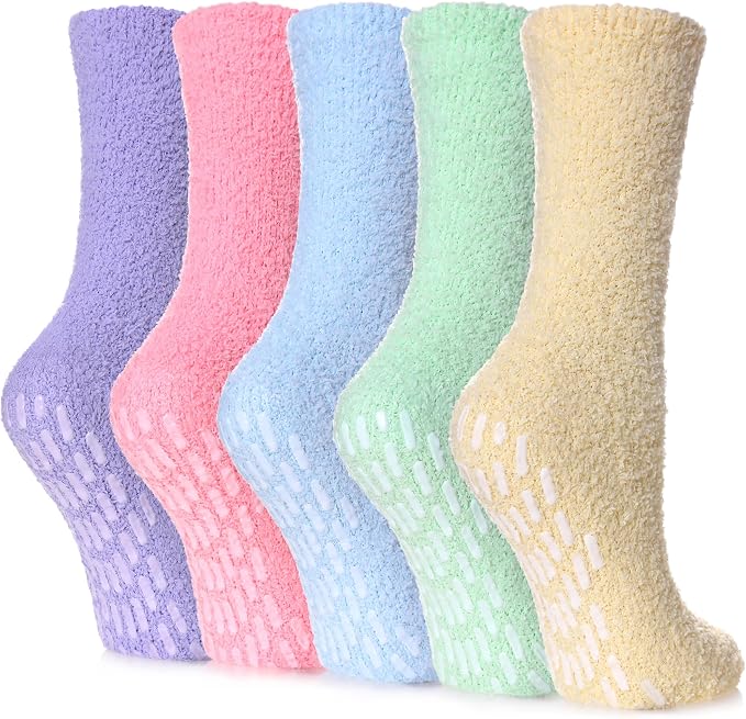 Women's Cozy Fuzzy Grip Socks – 5 Pairs
